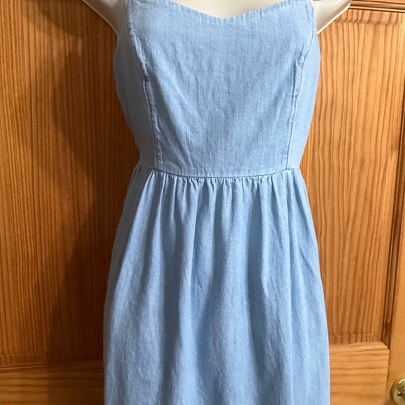 Old Navy small Petite Lightweight Denim blue Dress – Adjustable Straps – NWT - Picture 2 of 3